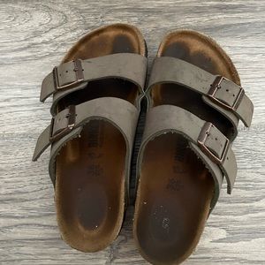 Birkenstocks- Womens Arizona size 36